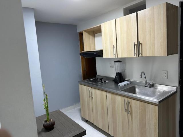 Apartahotel Malaga Medellín Zewnętrze zdjęcie